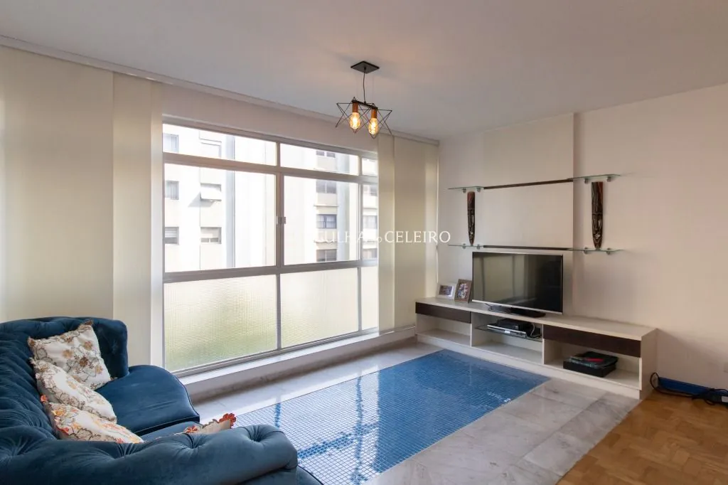 Venda/Jardim Paulista: Apartamento muito amplo. – AP7752