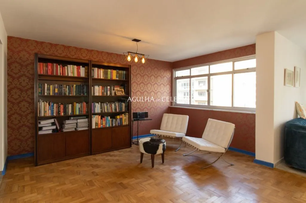 Venda/Jardim Paulista: Apartamento muito amplo. – AP7752