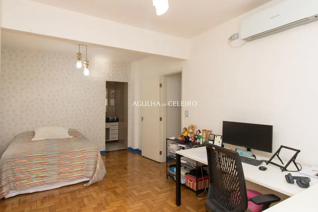 Venda/Jardim Paulista: Apartamento muito amplo. – AP7752