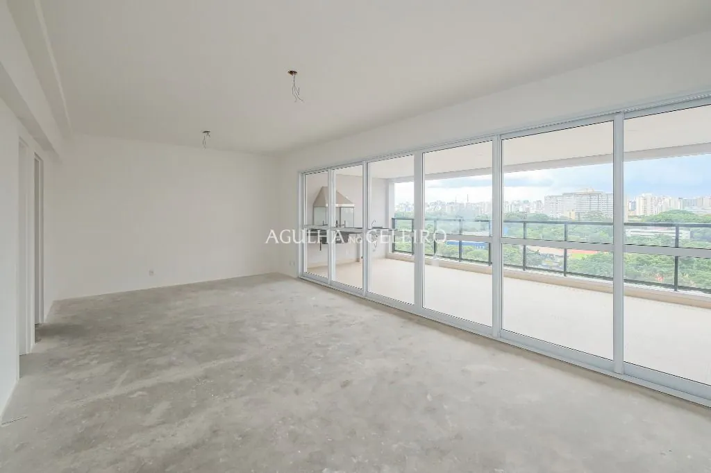 Venda/Moema: Vista e localização espetacular – AP8566