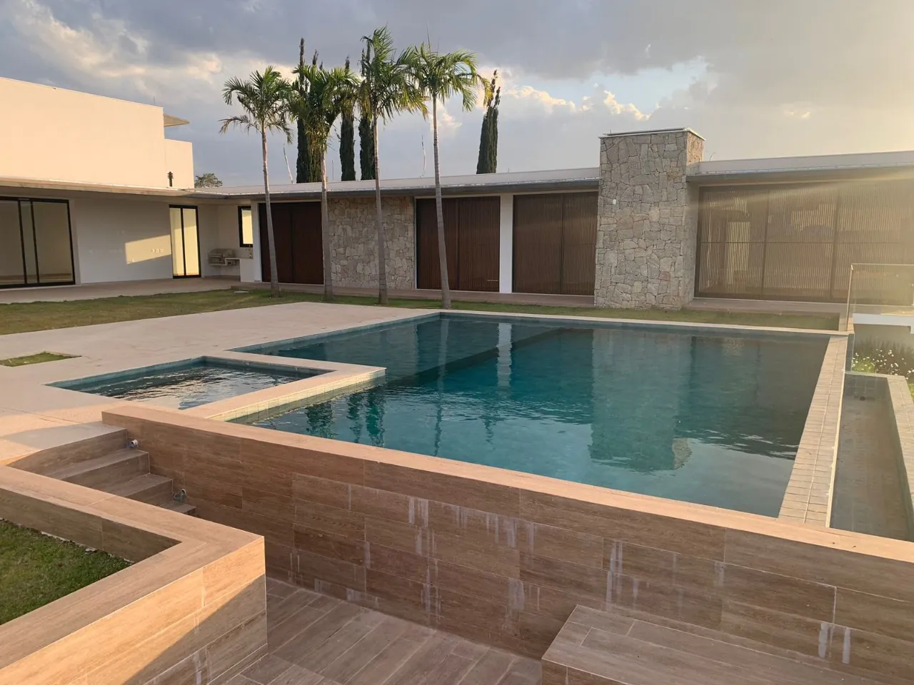 Venda/Quinta da Baroneza: sua vida no campo com projeto moderno e contemporâneo! – CA0936