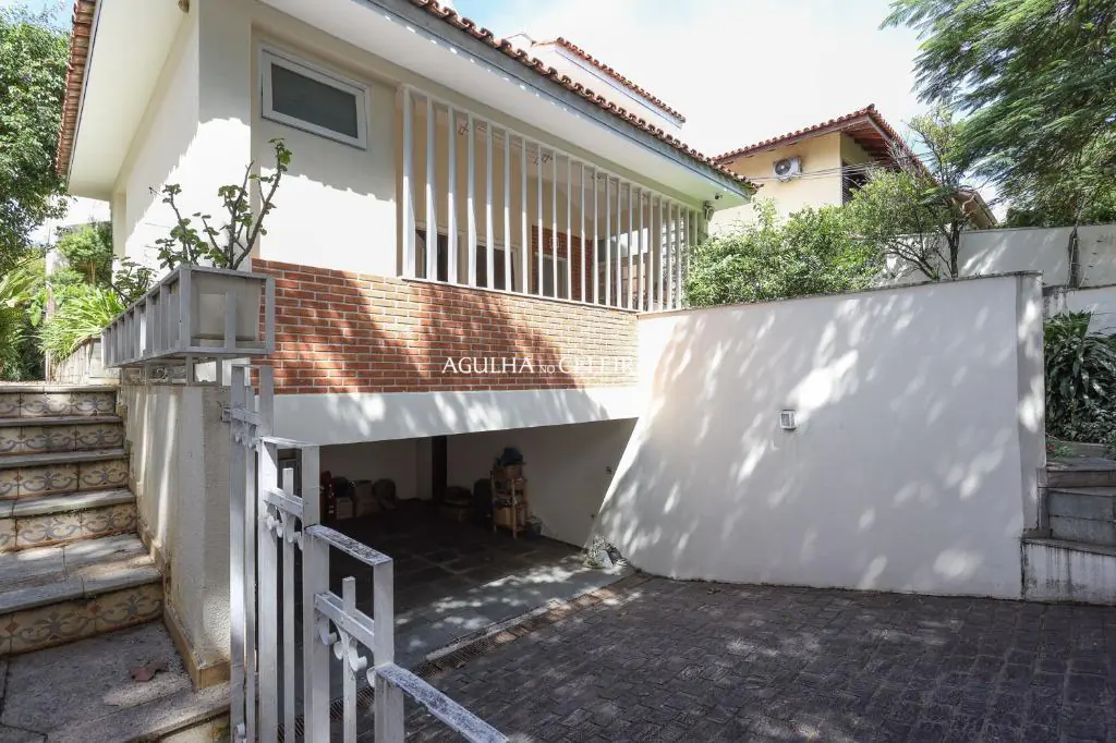 Venda/Pinheiros: Casa ampla e aconchegante! – CA0940