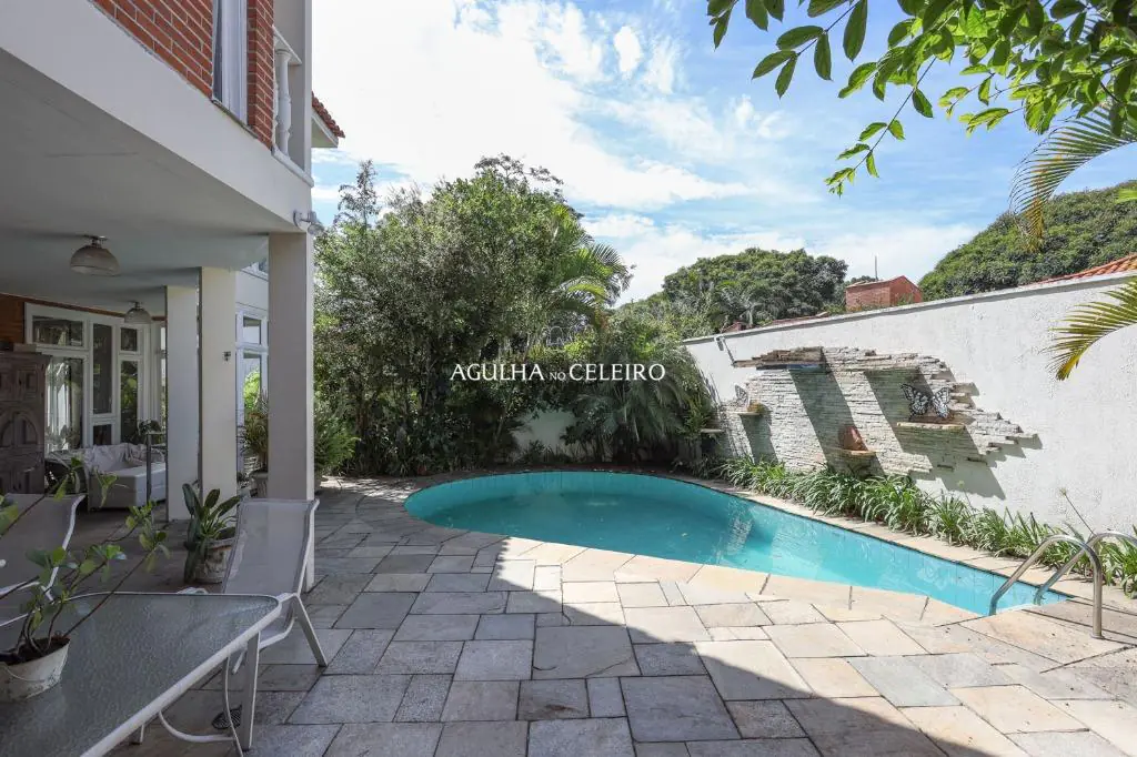 Venda/Pinheiros: Casa ampla e aconchegante! – CA0940