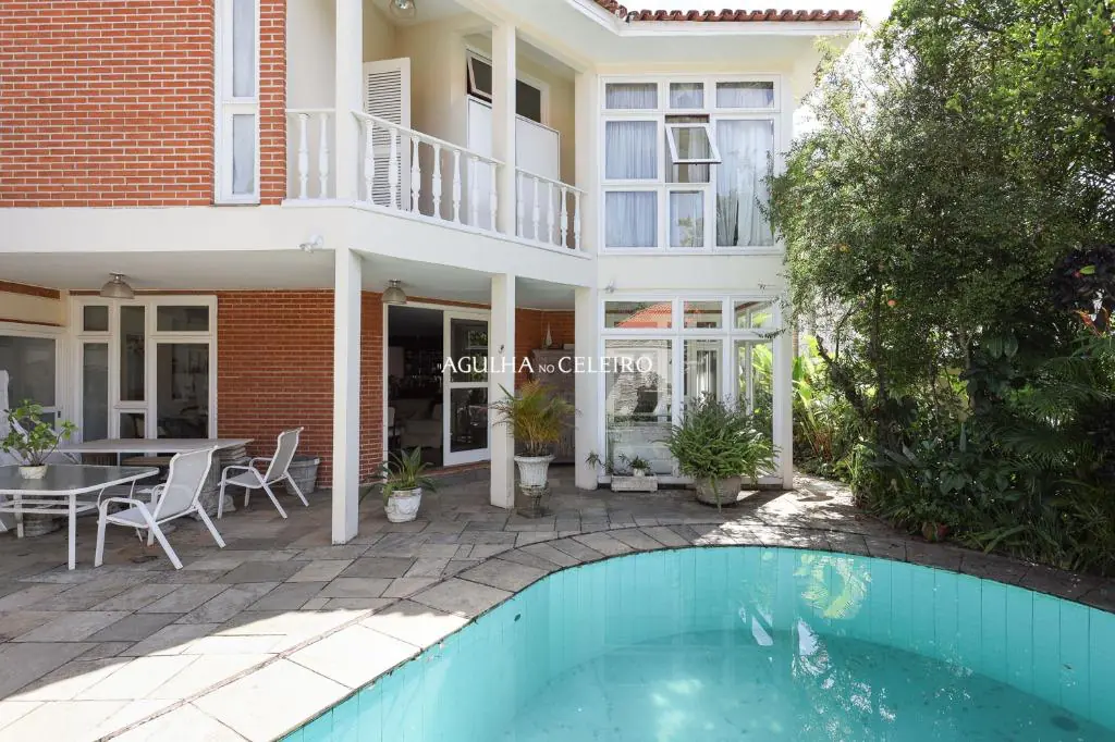 Venda/Pinheiros: Casa ampla e aconchegante! – CA0940