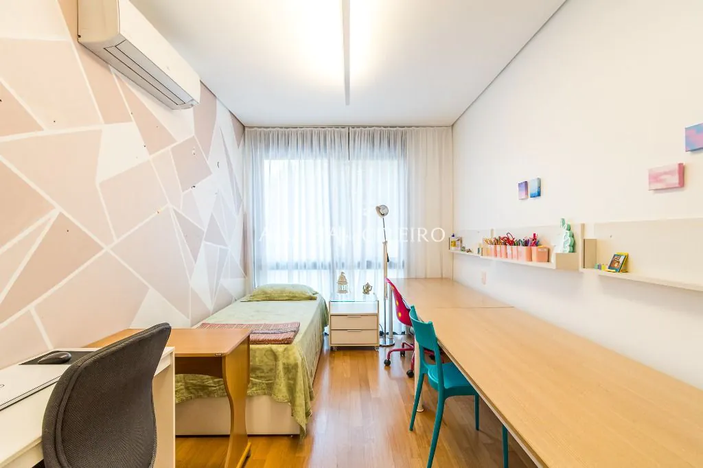 Venda/Vila Madalena:Encanto e sofisticação em um só lugar! – CA1042