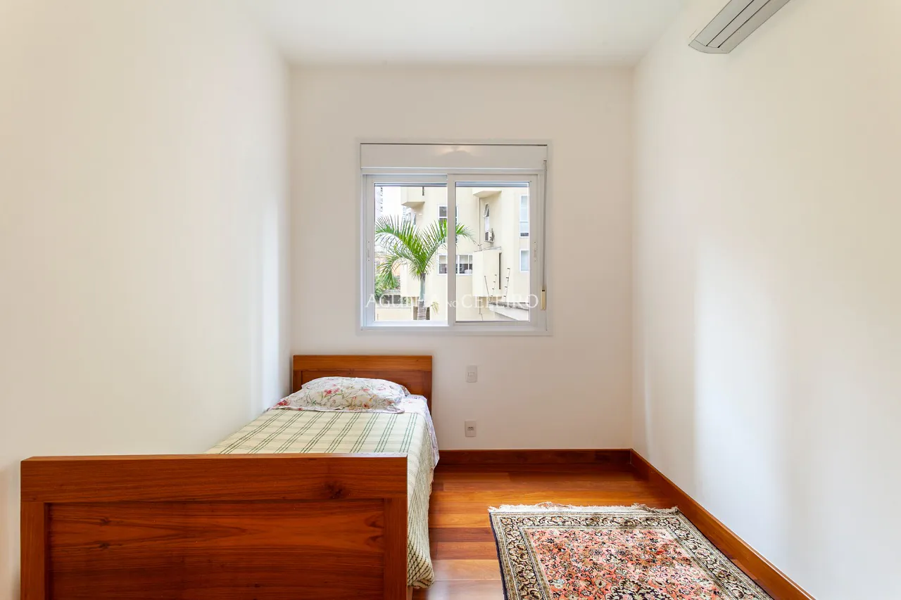 Venda/Vila Nova Conceição: Varanda deliciosa e muita luz natural! – 10061 - _MG_6585