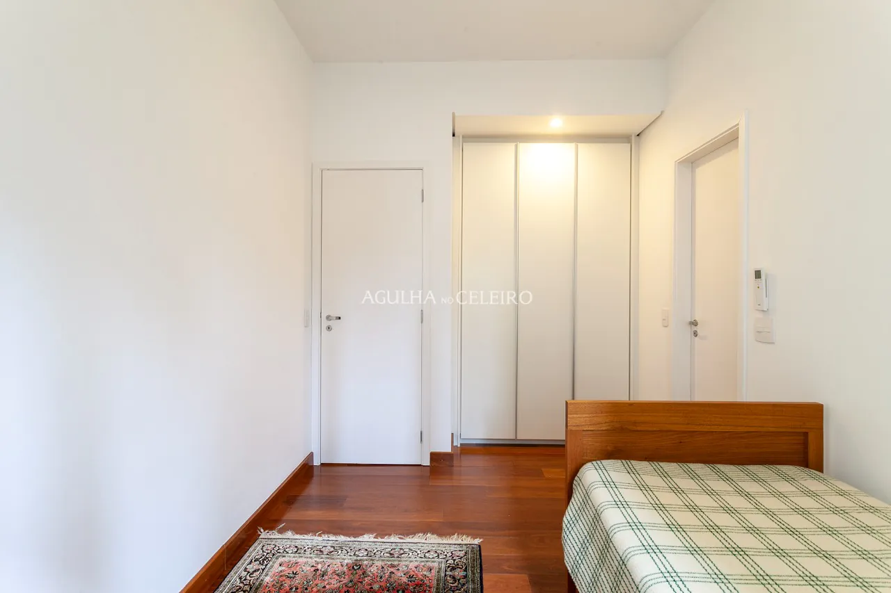 Venda/Vila Nova Conceição: Varanda deliciosa e muita luz natural! – 10061 - _MG_6591