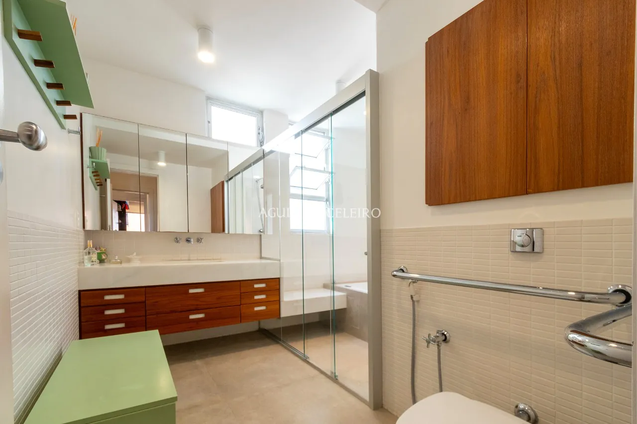 Belíssimo apartamento na Vila Nova Conceição a poucos passos da Praça Pereira Coutinho – 12751