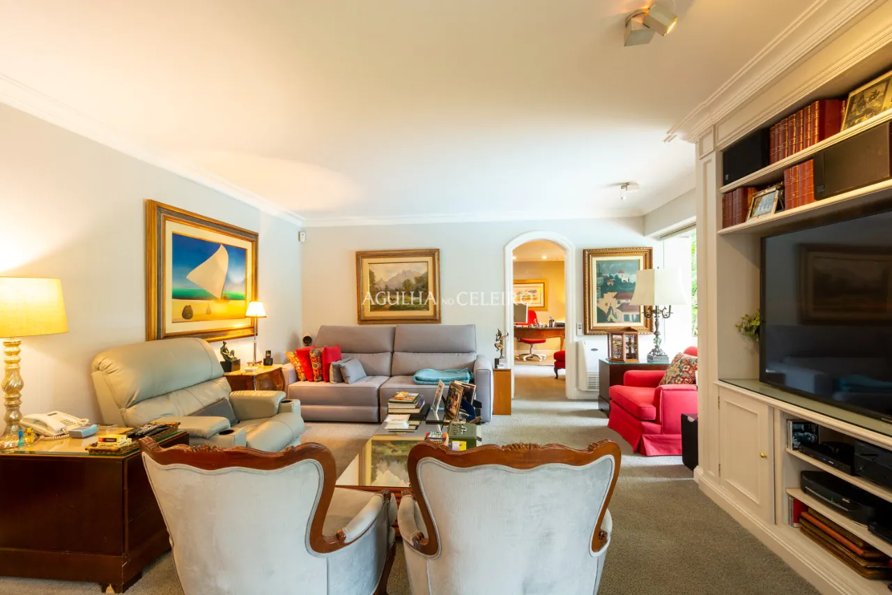 Casa exuberante na parte plano do bairro! – 13450 - DSC_1853