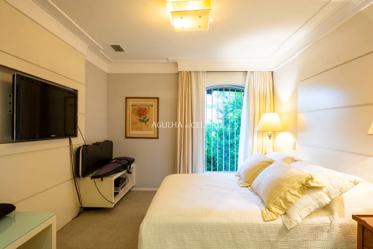 Casa exuberante na parte plano do bairro! – 13450 - DSC_1929