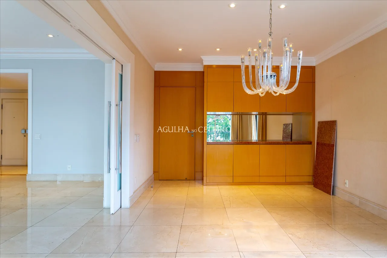 Um maravilhoso Garden com vista para o parque Ibirapuera – 13580