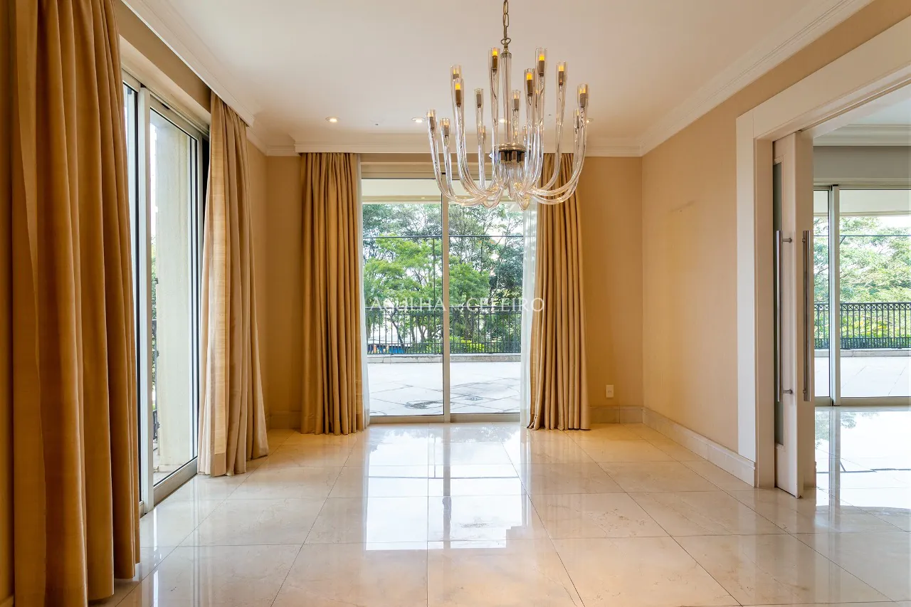 Um maravilhoso Garden com vista para o parque Ibirapuera – 13580