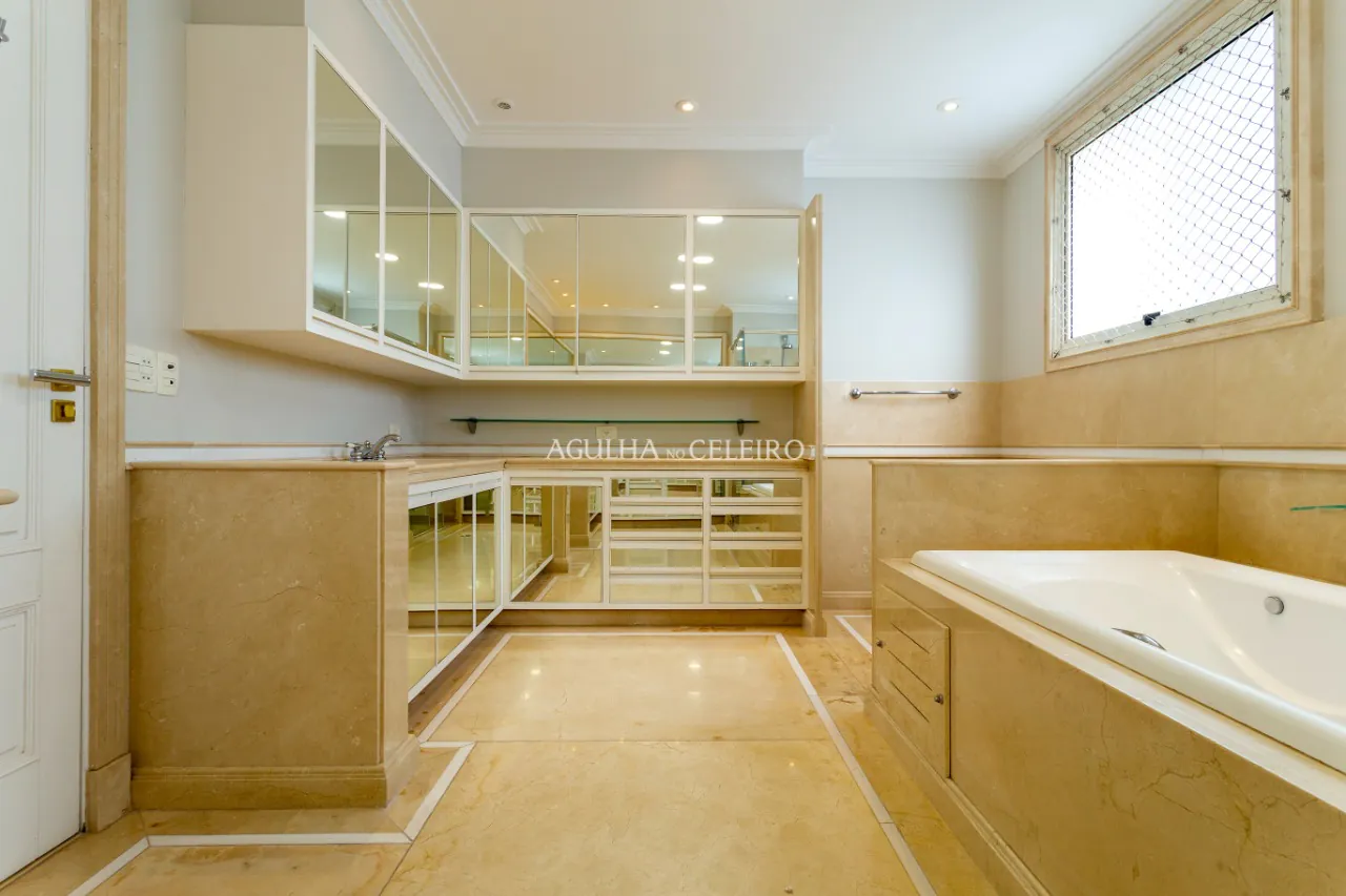 Um maravilhoso Garden com vista para o parque Ibirapuera – 13580