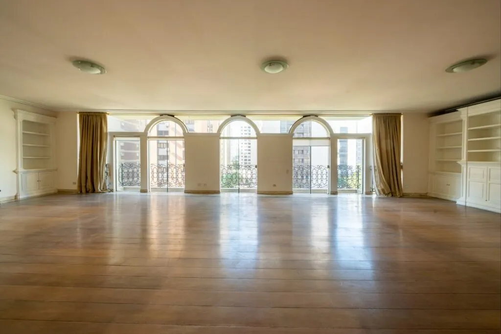 Condomínio elegante neo-clássico, com todo conforto e segurança no Jardim Paulista. – 13708