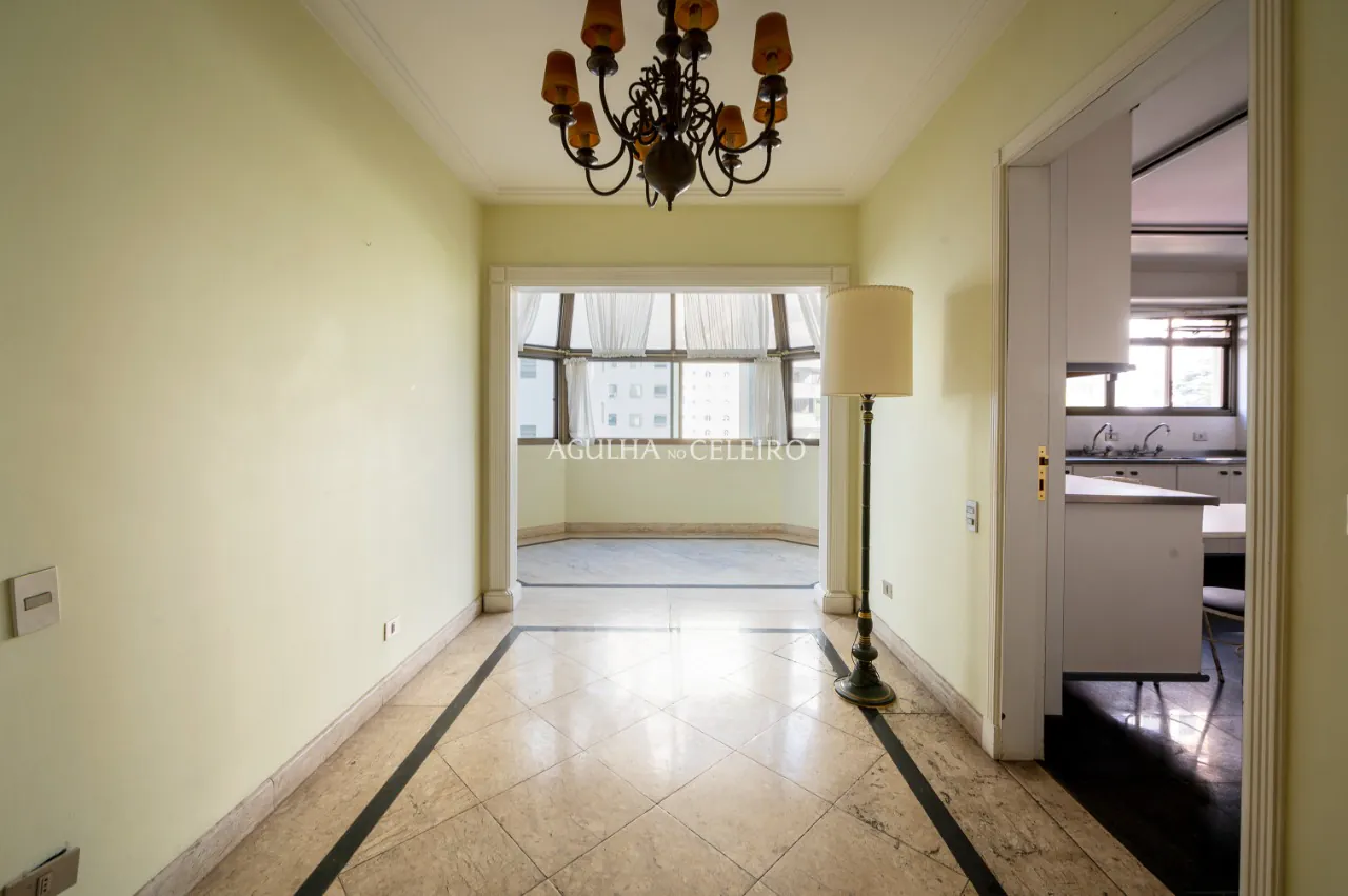 Condomínio elegante neo-clássico, com todo conforto e segurança no Jardim Paulista. – 13708