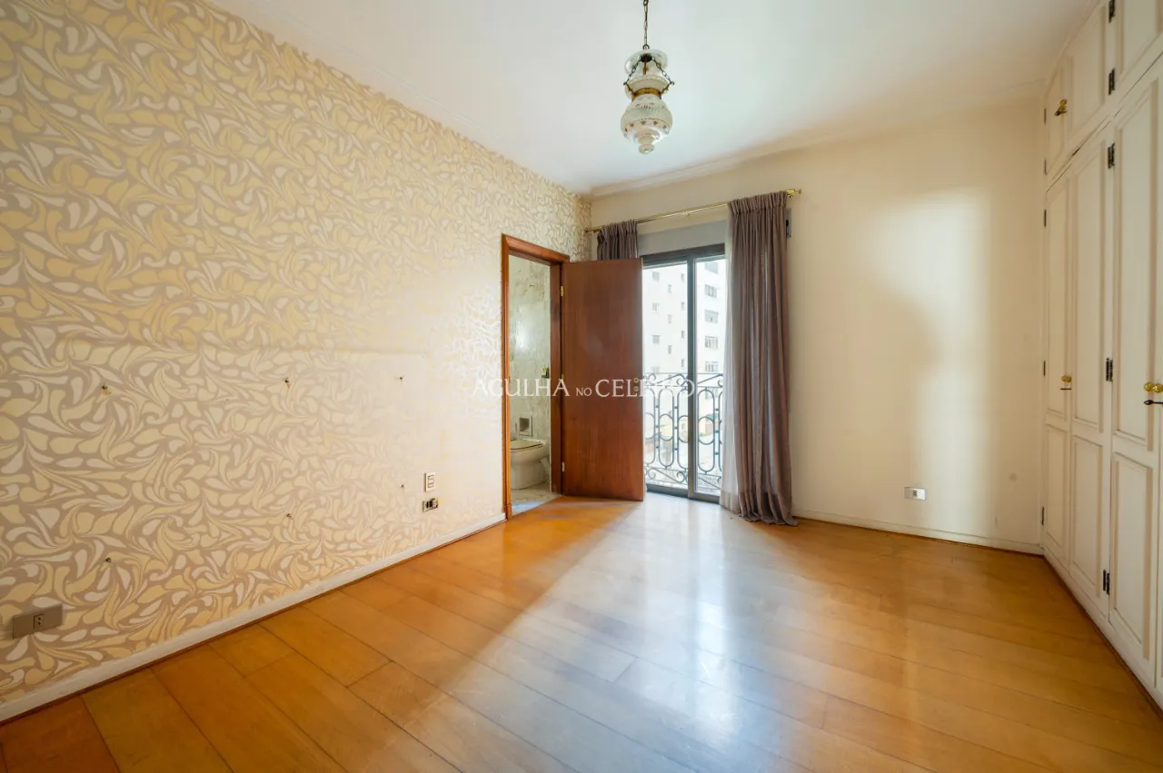 Condomínio elegante neo-clássico, com todo conforto e segurança no Jardim Paulista. – 13708