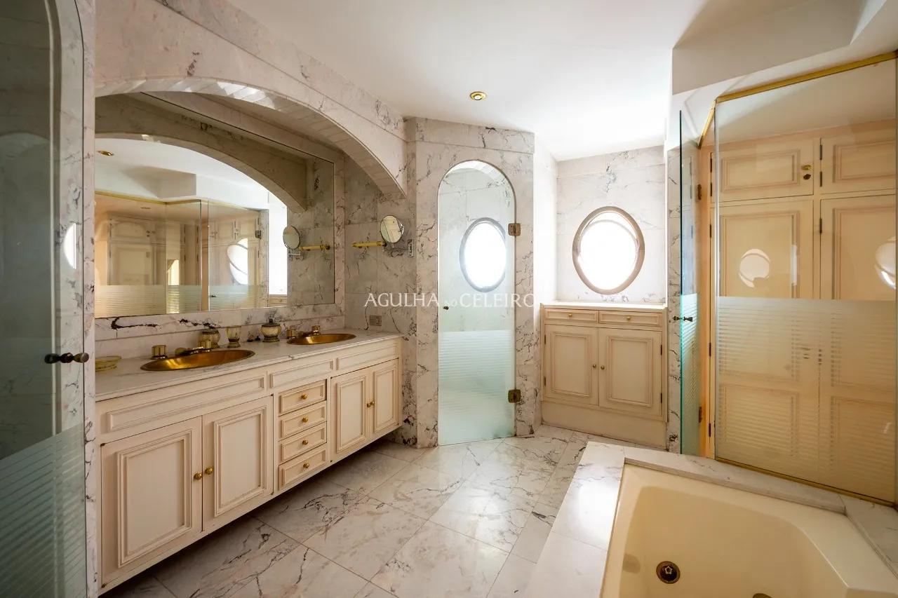 Condomínio elegante neo-clássico, com todo conforto e segurança no Jardim Paulista. – 13708