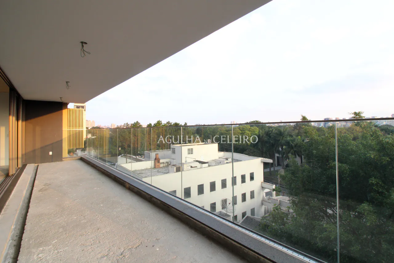 Uma jóia rara na rua mais tranquila da parte plana dos jardins – 9216