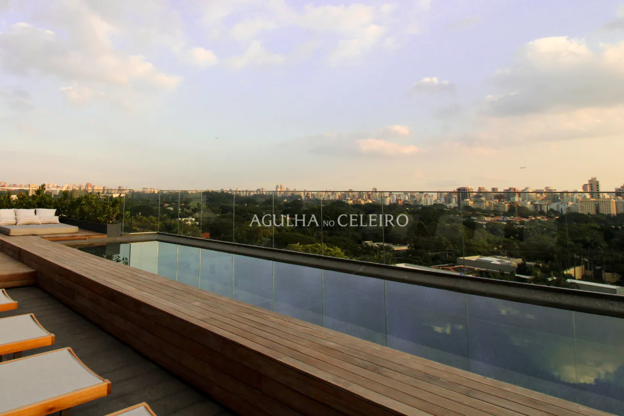 Uma jóia rara na rua mais tranquila da parte plana dos jardins – 9216