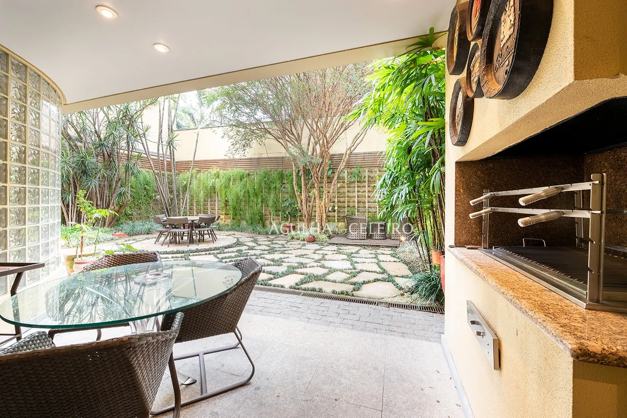 Venda/Jardim Europa: Ampla e com muita luz! – 9749