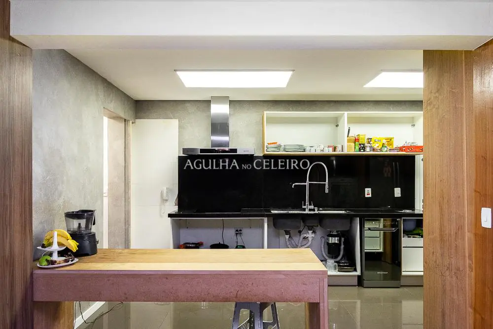 Venda/Brooklin: prédio moderno, perfil executivo e pé direito duplo! – AP5559