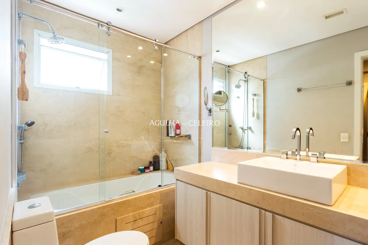 Apartamento perfeito com localização excelente à venda em Moema. – AP6205