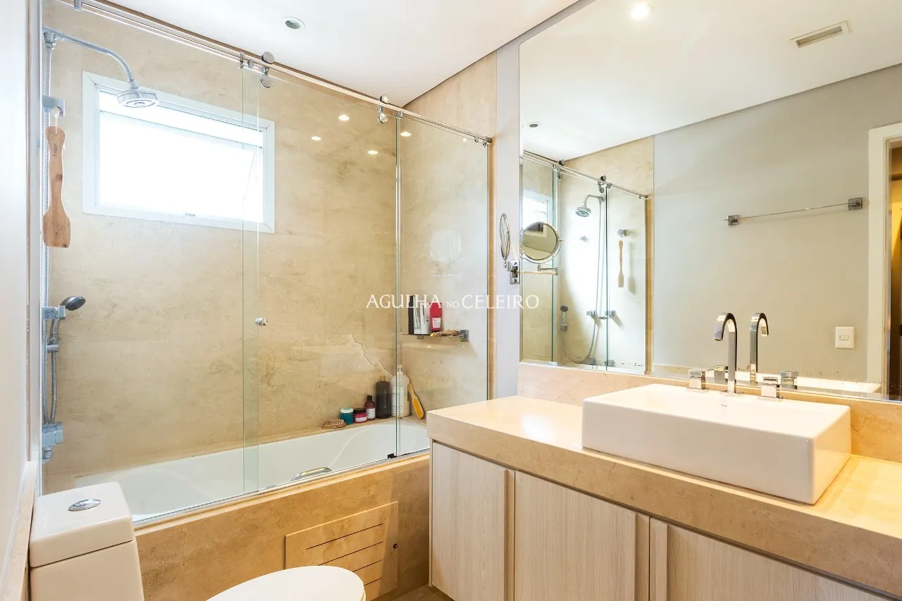 Apartamento perfeito com localização excelente à venda em Moema. – AP6205