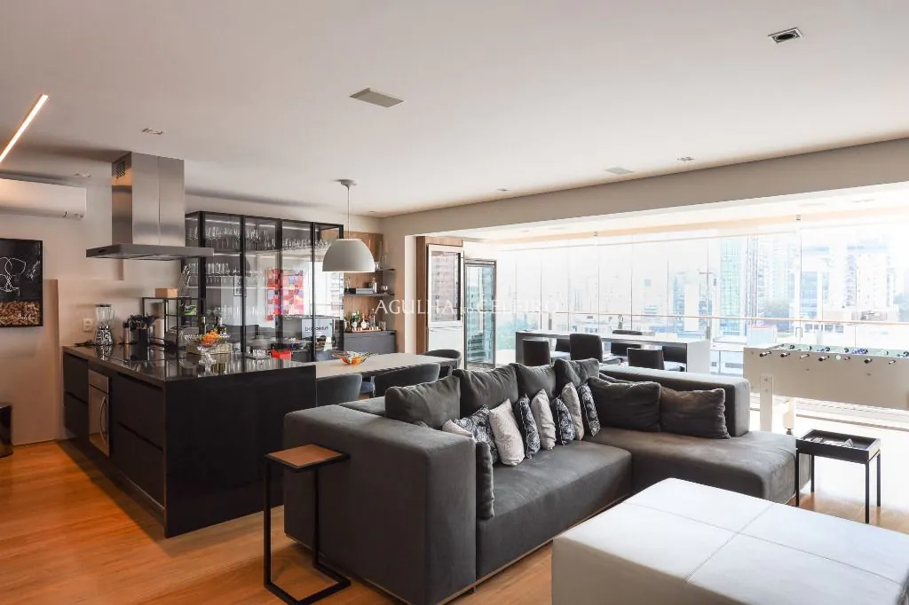 Venda/Vila Nova Conceição: Duplex Sofisticado a poucos – AP7999