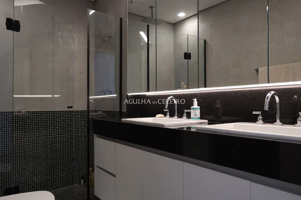 Venda/Vila Nova Conceição: Duplex Sofisticado a poucos – AP7999