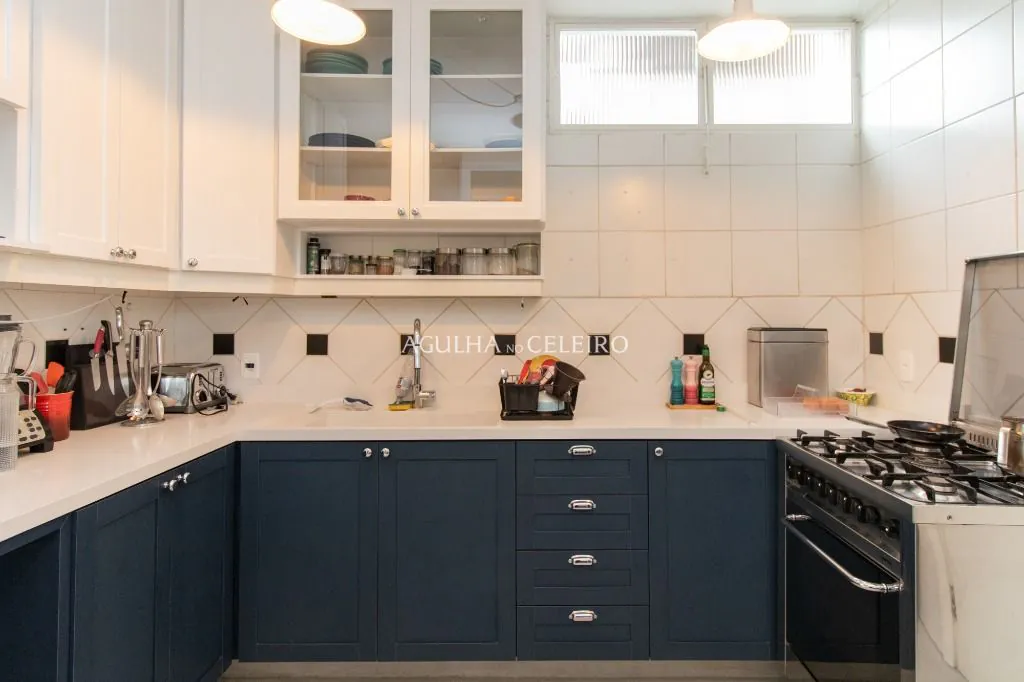 Venda/Vila Nova Conceição: Vista livre e perto do Ibirapuera – AP8382