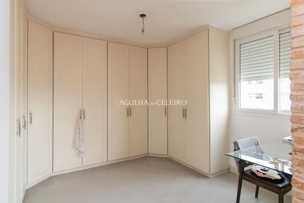 Venda/Vila Nova Conceição: Vista livre e perto do Ibirapuera – AP8382