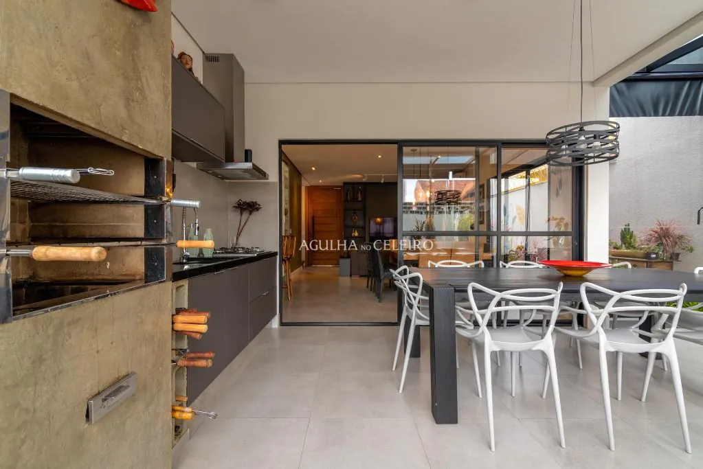 Venda/Moema: Casa Novinha e Apaixonante! – CA1181