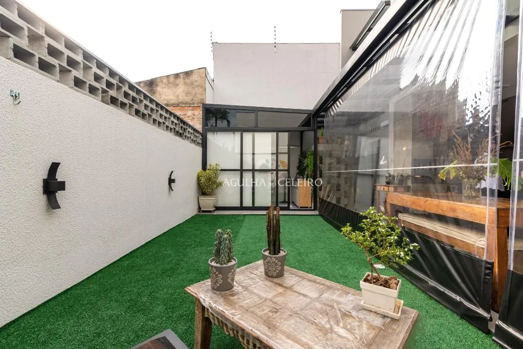 Venda/Moema: Casa Novinha e Apaixonante! – CA1181