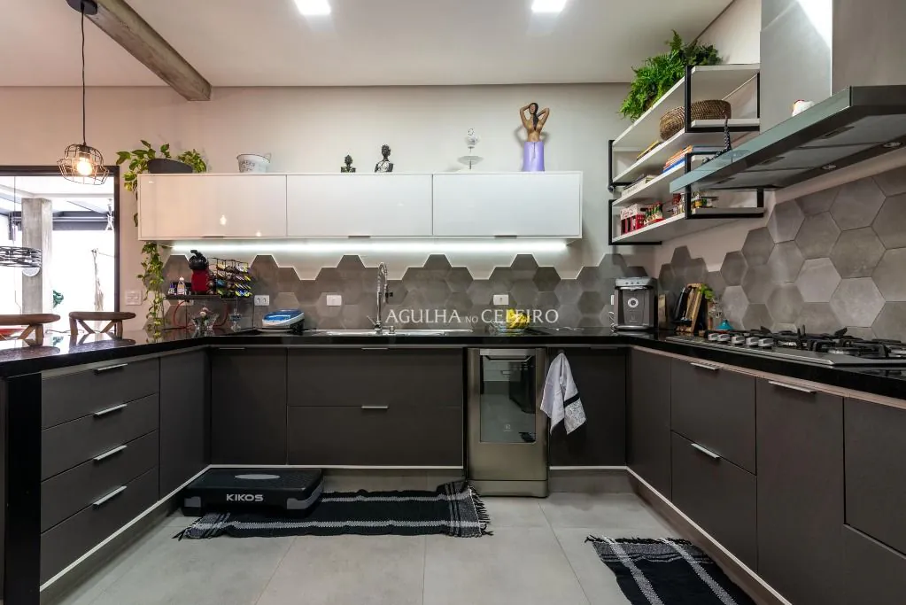 Venda/Moema: Casa Novinha e Apaixonante! – CA1181