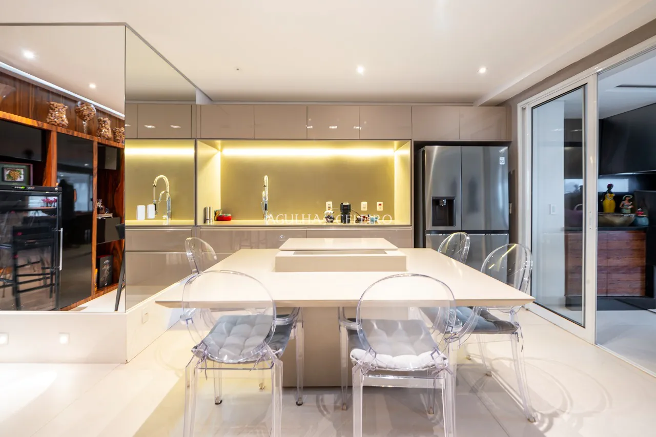 Apartamento em condomínio sofisticado e moderno à venda no Campo Belo. – 13722