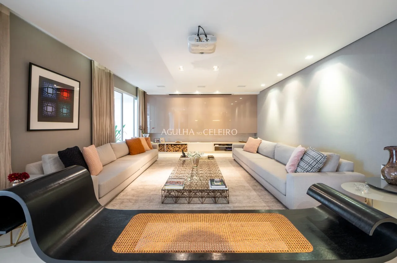 Apartamento em condomínio sofisticado e moderno à venda no Campo Belo. – 13722