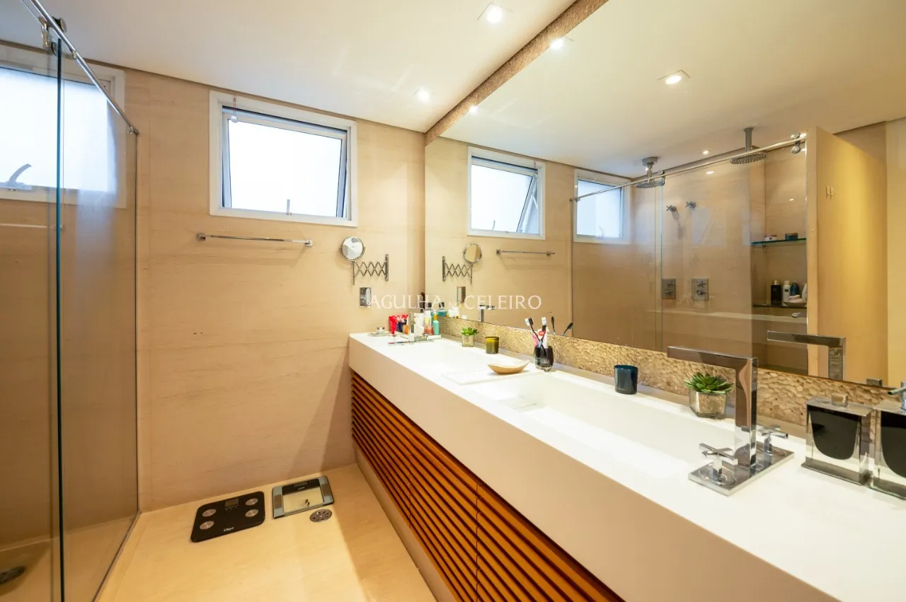 Apartamento em condomínio sofisticado e moderno à venda no Campo Belo. – 13722