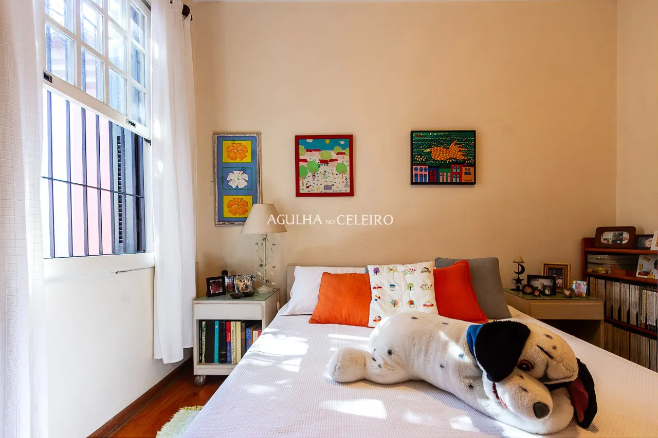 casa-para-deixar-do-seu-jeito-no-melhor-pedaco-do-jardim-europa-14106-11