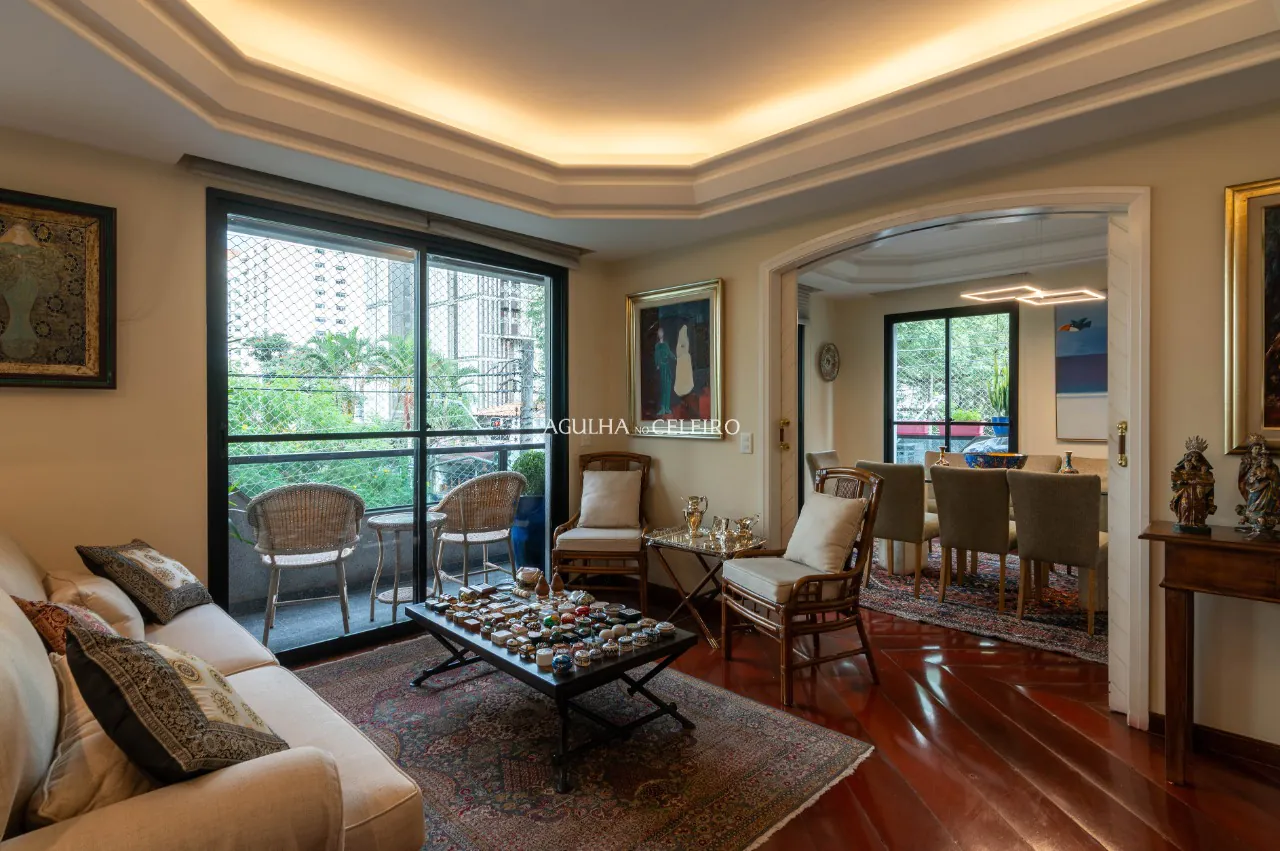 Apartamento para modernizar em localização incrível à venda em Moema. – 14039 - DSC_9721-HDR