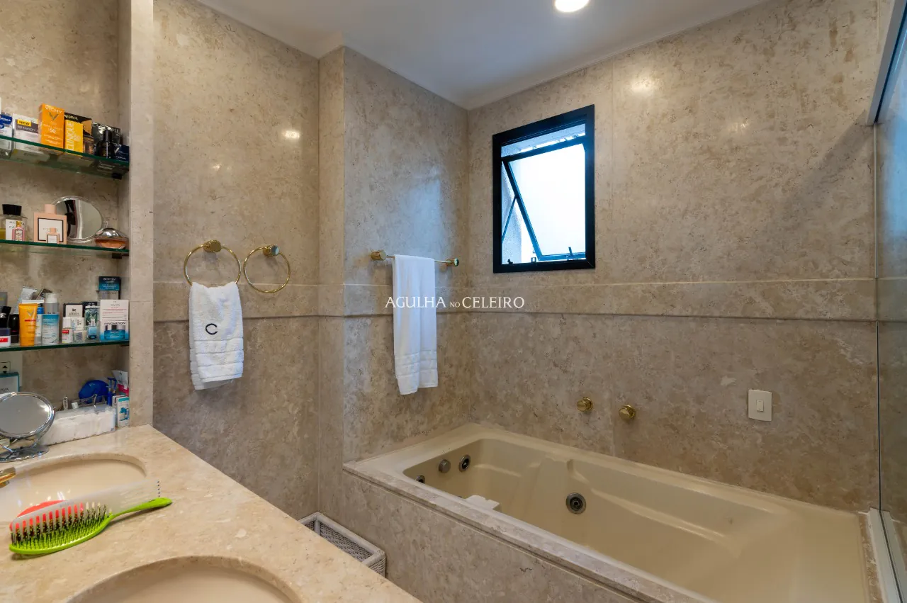 Apartamento para modernizar em localização incrível à venda em Moema. – 14039 - DSC_9763