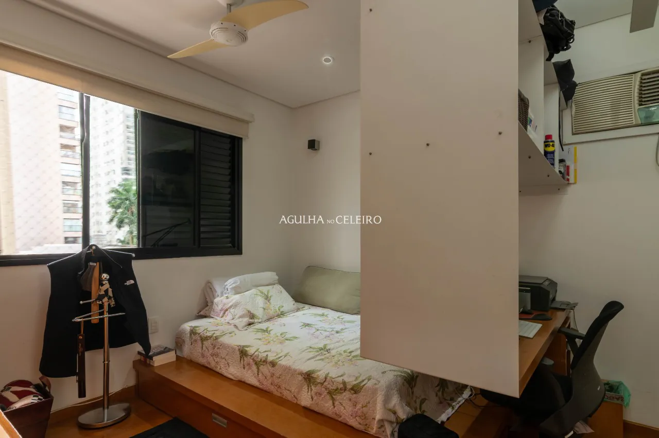 Apartamento para modernizar em localização incrível à venda em Moema. – 14039 - DSC_9764-HDR