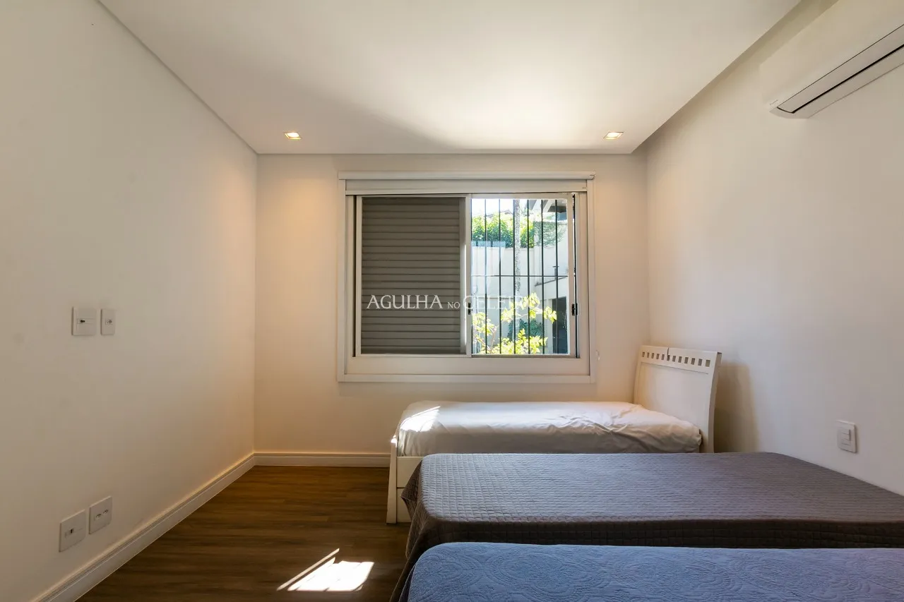 Linda casa, toda reformada localizada em rua desejo e fechada. – 14126 - _MG_5031