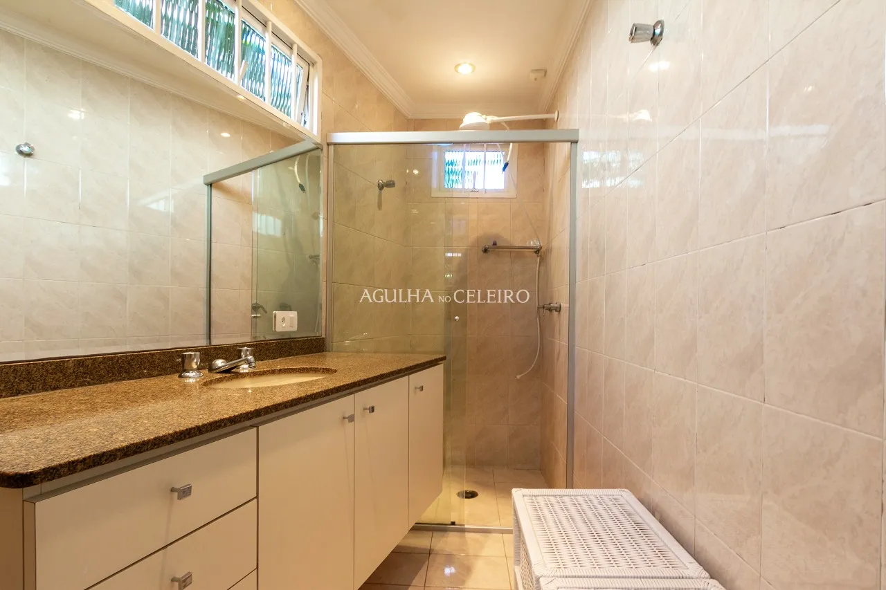 Linda casa, toda reformada localizada em rua desejo e fechada. – 14126 - _MG_5028