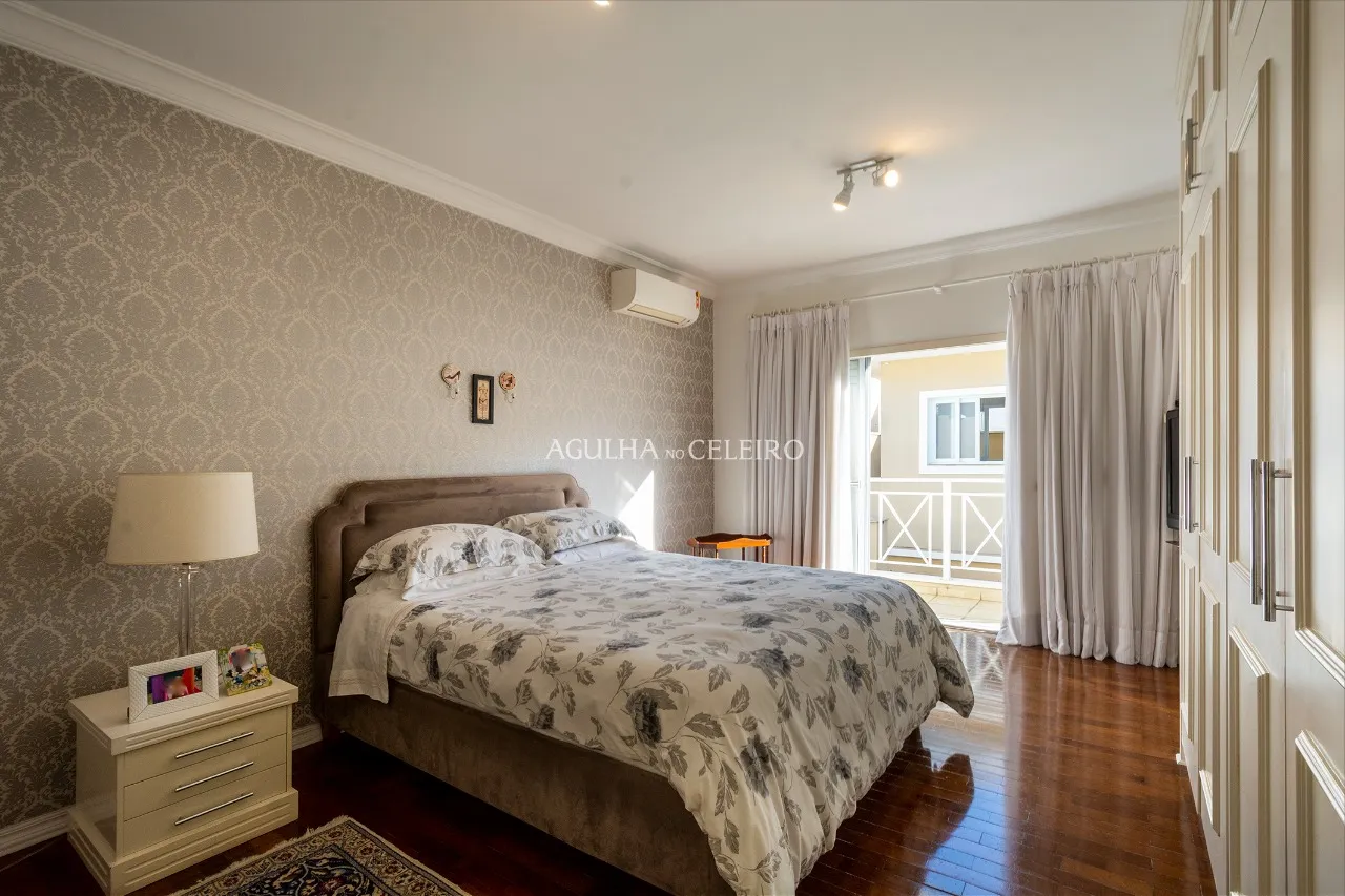 Casa deliciosa a 100 metros do Parque Ibirapuera à venda no Jardim Luzitânia. – 14134