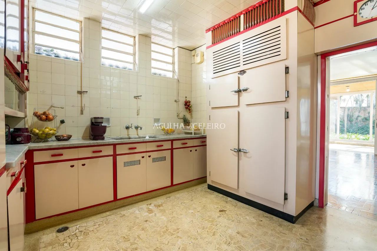 casa-classica-cercada-de-jardins-a-venda-no-jardim-paulista-14214-4