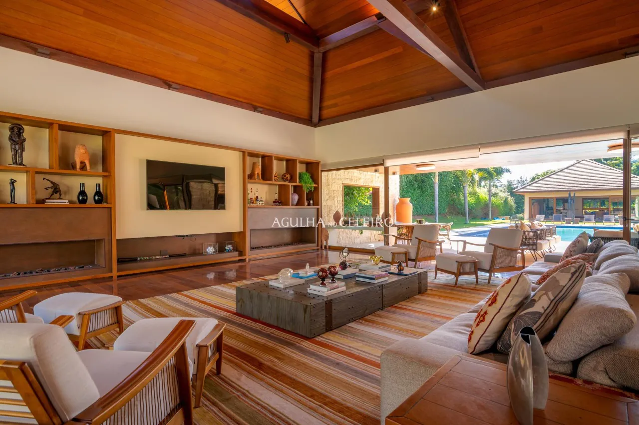 Casa impecável na Fazenda Boa Vista para receber em grande estilo. – 13582