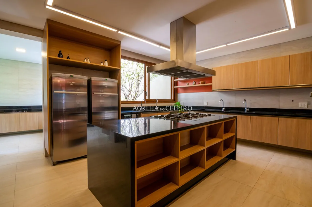 Casa impecável na Fazenda Boa Vista para receber em grande estilo. – 13582