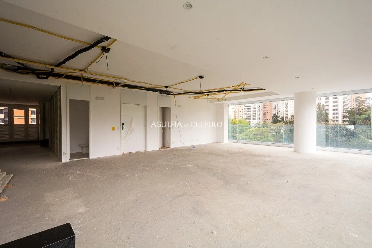 Apartamento muito bem localizado em Moema, ao lado do Ibirapuera para venda. – 14140 - DSC_3644