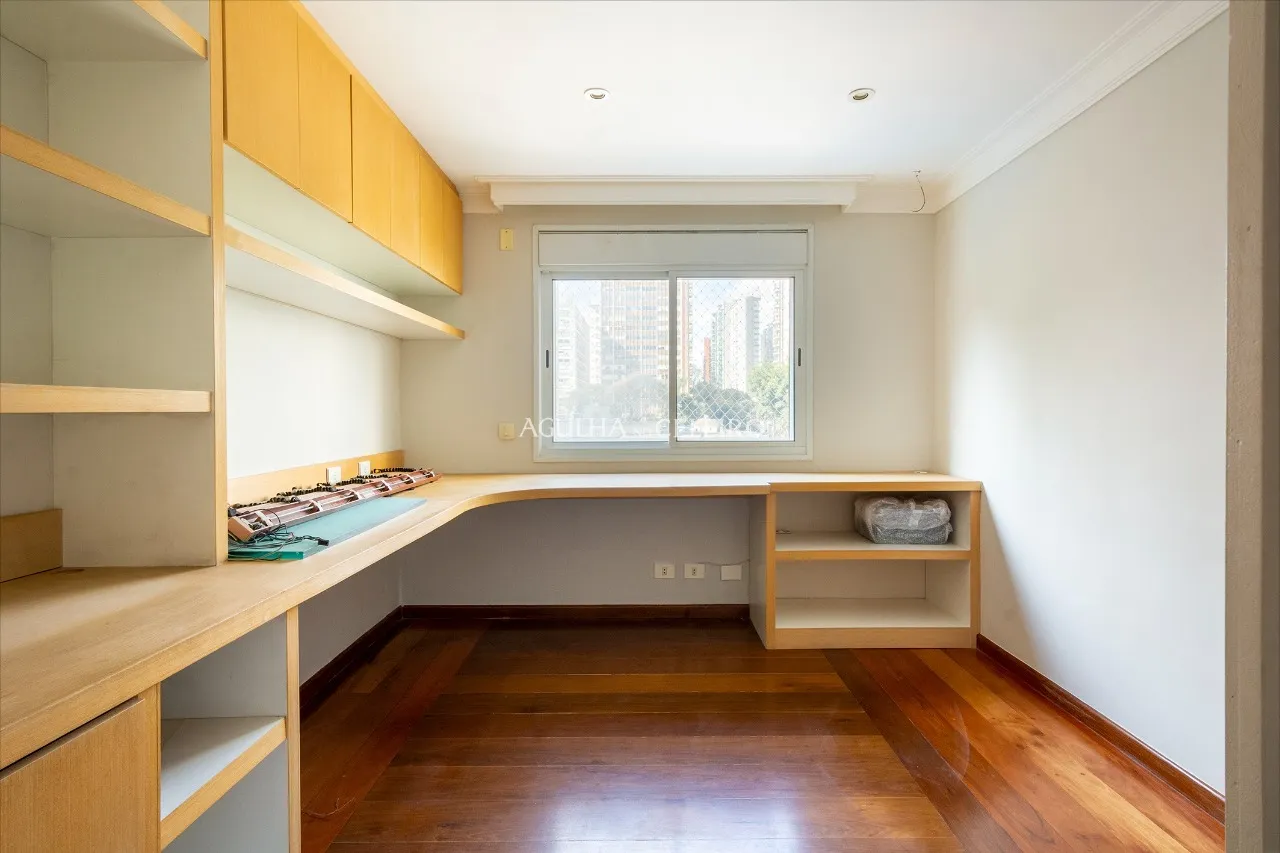 Apartamento à venda com localização incrível no Itaim! – 14179 - DSC_6137