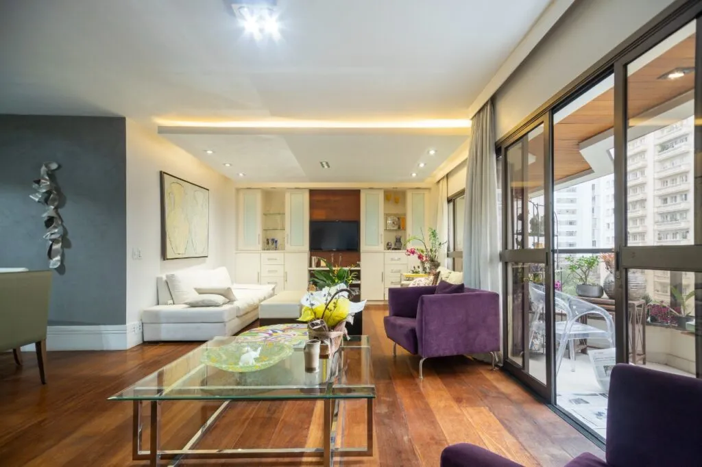 Apartamento moderno e confortável à venda no Itaim. – 14451